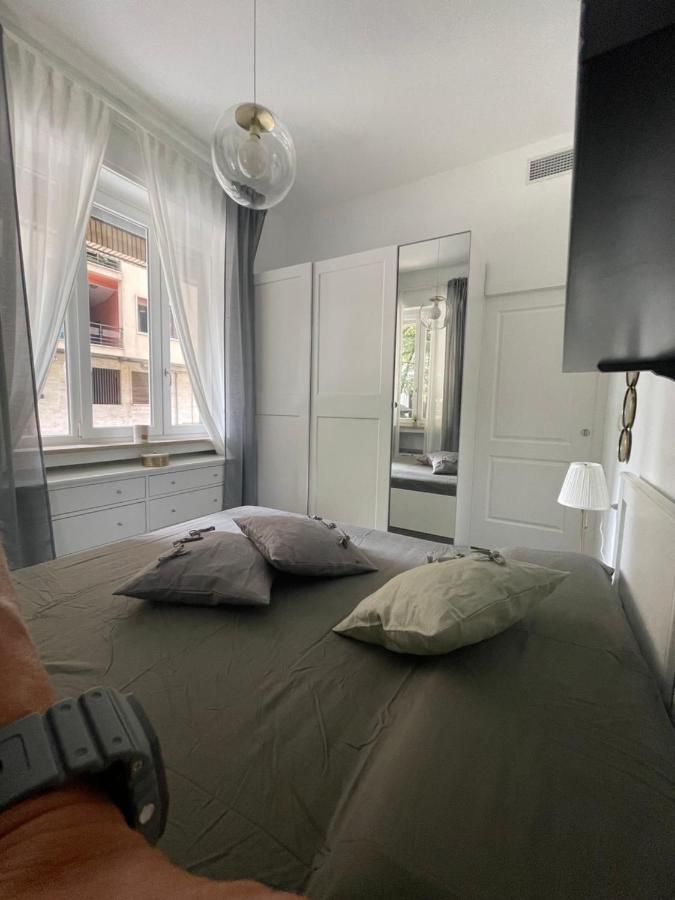 Bilocale Di Prestigio: Milano Centro Apartman Kültér fotó
